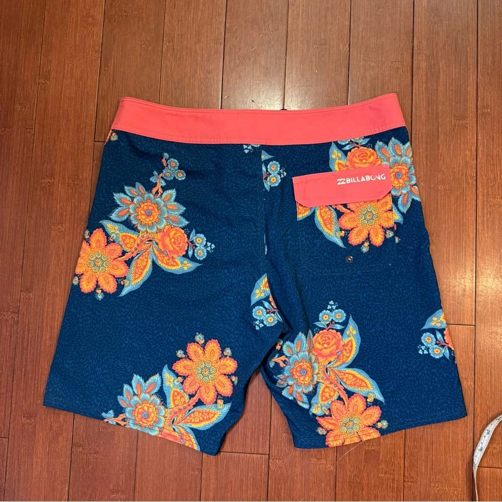 Billabong Men's Floral Swim Shorts - Blue and‎ Orange